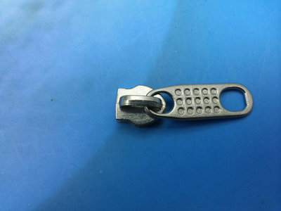 【專業(yè)銷售 高檔8號長片拉鏈頭 金屬拉鏈頭 原創(chuàng)實拍 現貨】價格,廠家,圖片,拉鏈,義烏市安信壓鑄廠-