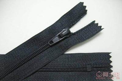 專業(yè)解析 創(chuàng)飛5號(hào)開尾拉鏈，羽絨服品質(zhì)之選的定制奧秘