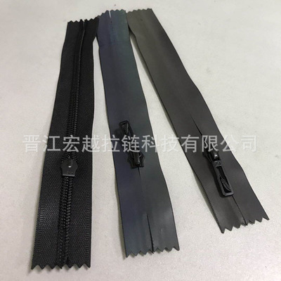 5號與3號尼龍拉鏈 從韓版設計到防水印花，一站式定制解決方案